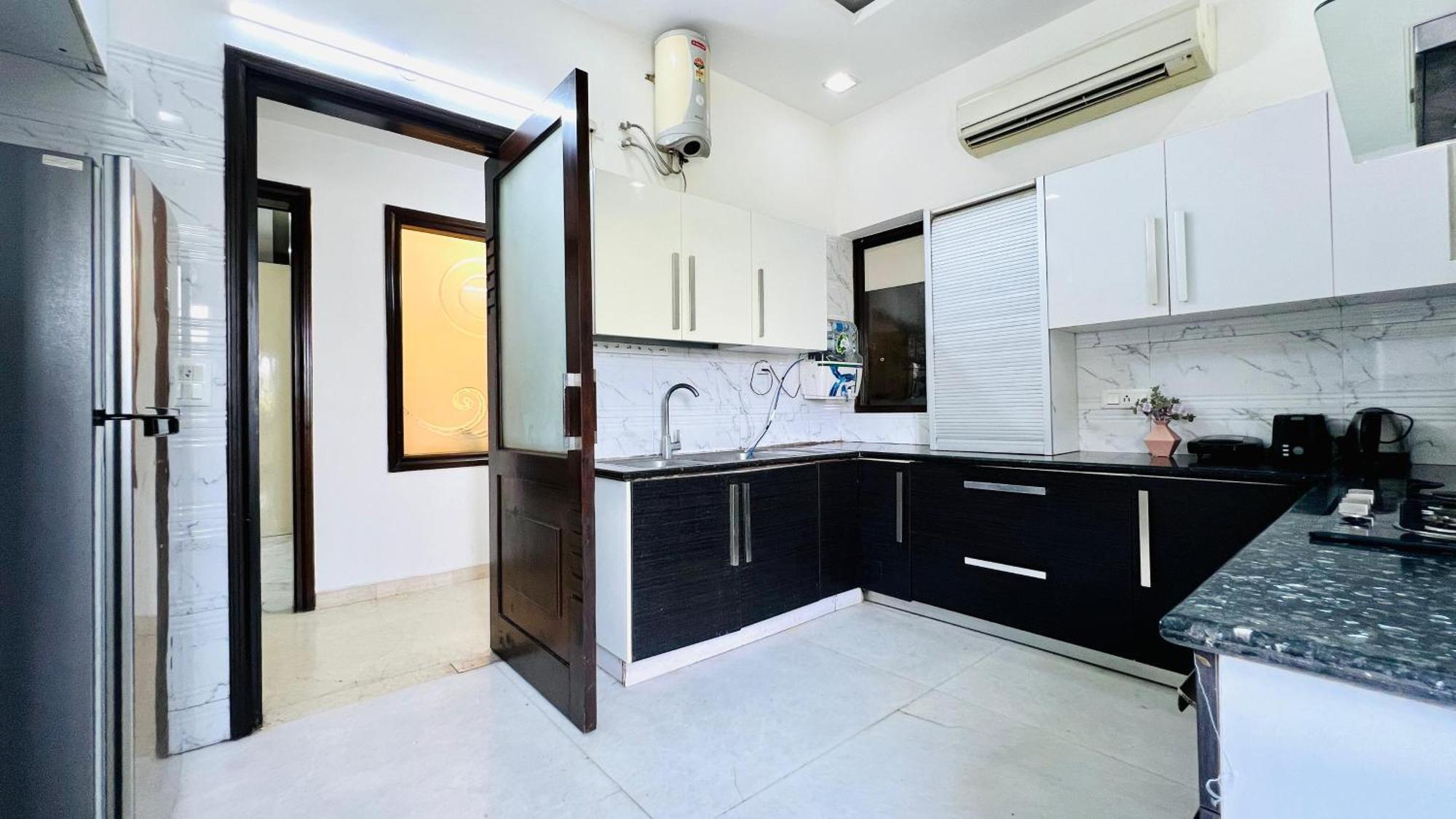 Olive Service Apartments - Greater Kailash New Delhi Værelse billede