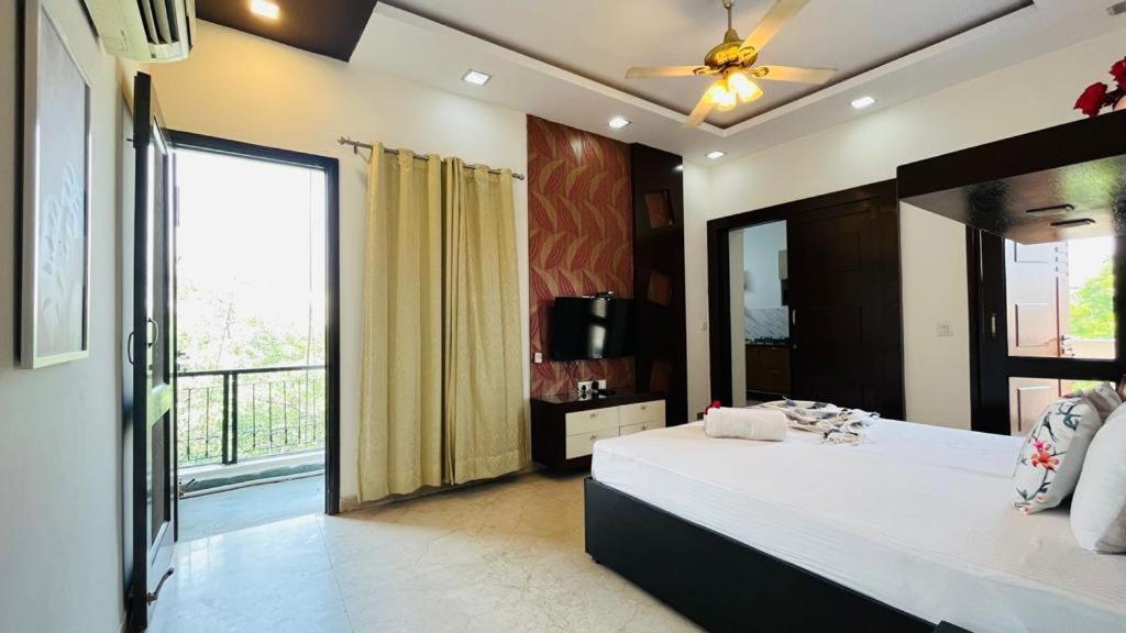Olive Service Apartments - Greater Kailash New Delhi Eksteriør billede